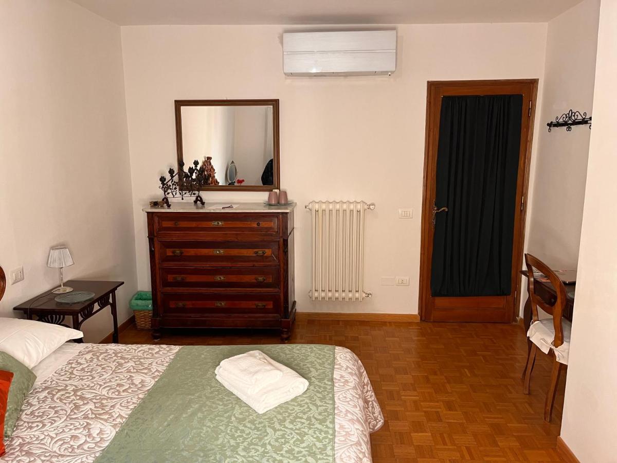 Hotel In The Center Of Florencja Zewnętrze zdjęcie